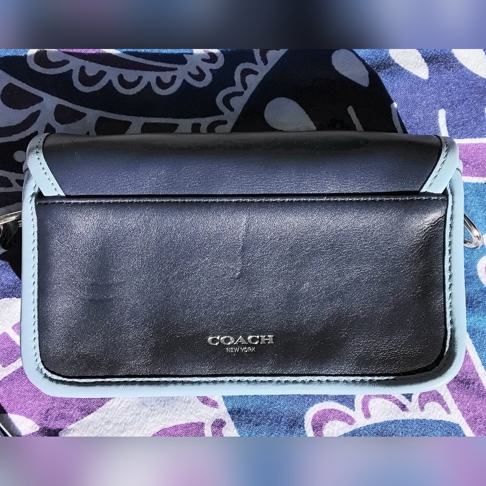 Coach Legacy Penny Pocket Two Tone Archive Shoulder Bag- Limited Edition- EUC - Picture 2 of 14